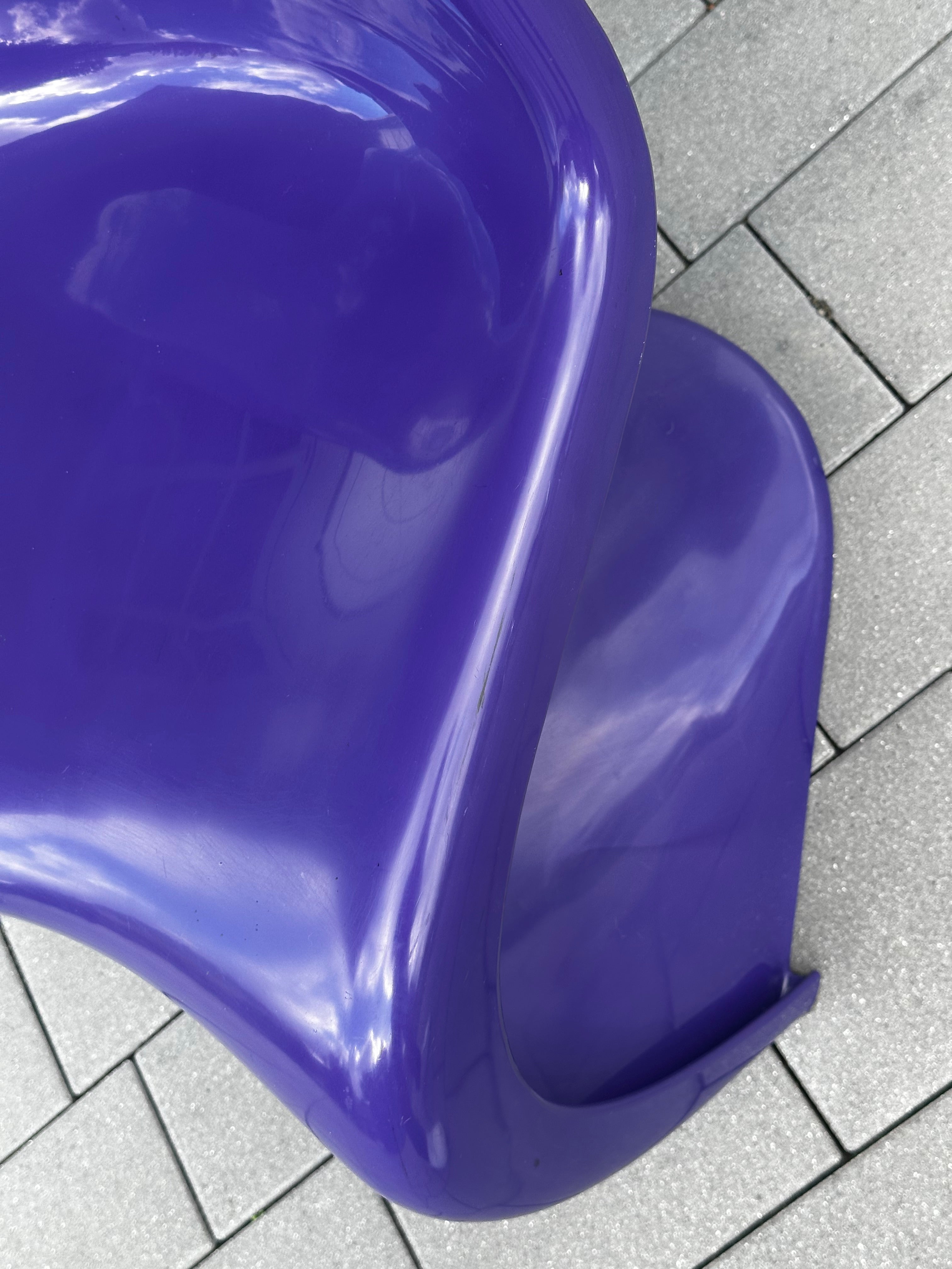 Verner Panton Chair Lila – Herman Miller Fehlbaum 1971